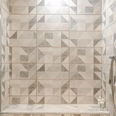 Crystal Mi With Xxl Shower Apartment *